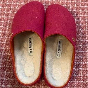 Like new Birkenstock wool clogs